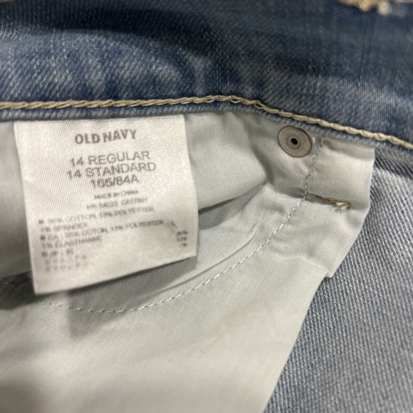 Old Navy Women's Size 14R Distressed Denim Jeans - Picture 5 of 7